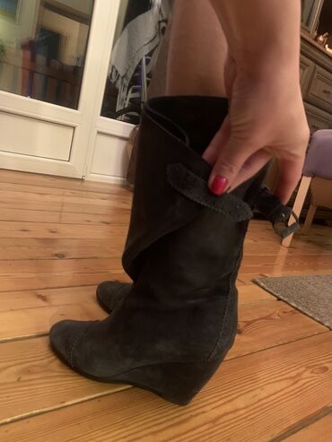 Gležnjače: Gležnjače, Balenciaga, 39 — 4