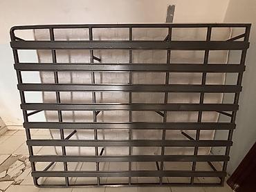 demir kravat satisi: Metal çarpayı karkası və orta otapedik matras
Ölçülər 160 — 1