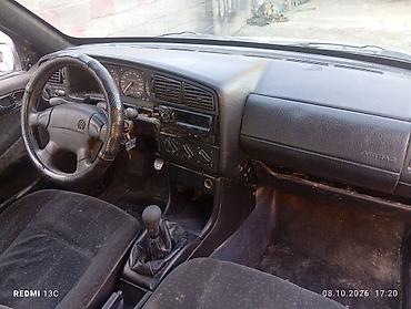 Volkswagen: Volkswagen Passat Variant: 1995 г., 2 л, Механика, Бензин, Универсал — 5