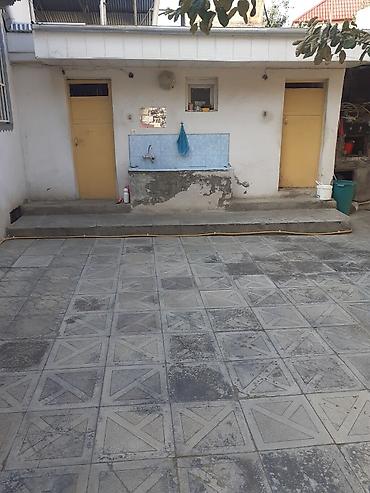 ofsiant bəy: 3 otaqlı, 130 kv. m, Orta təmir — 8