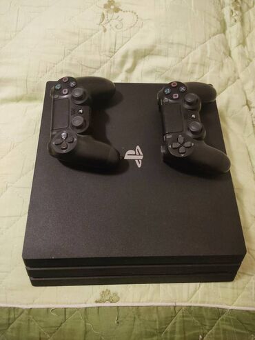 sony playstation 4 500gb: PlayStation 4 Pro 1TB yaddaş . Ev şərayetində işlənib yenidən