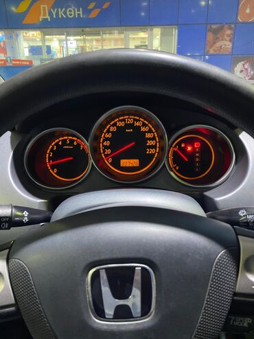 Honda: Honda Jazz: 2004 г., 1.3 л, Автомат, Бензин, Хэтчбэк — 2