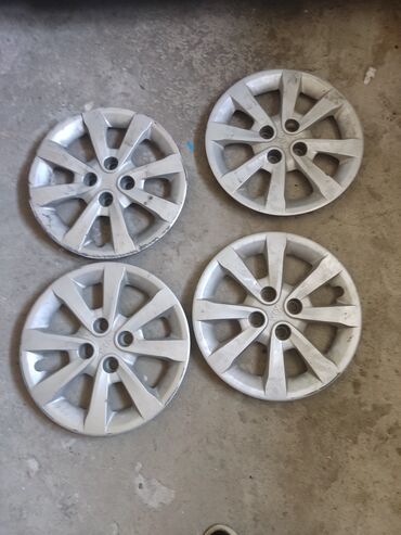 Kolpaklar: İşlənmiş Kolpak Kia R 15
