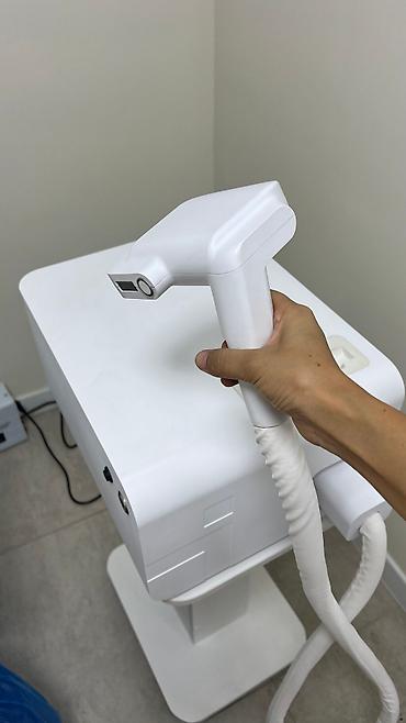 Другое оборудование для салонов красоты: Продается лазерный аппарат от innovation - 1pro Mini нового — 9