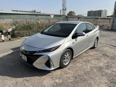 чехол на приус: Toyota Prius: 2019 г., 1.8 л, Вариатор, Гибрид, Хетчбек