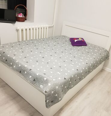 кровати для девочек: Спальный гарнитур, Двуспальная кровать, цвет - Белый, Б/у