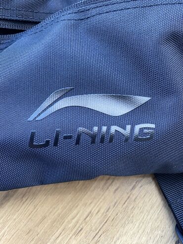 лининг сумка: Барсетка от фирмы lining Четкий скромный цвет Хорошего качества