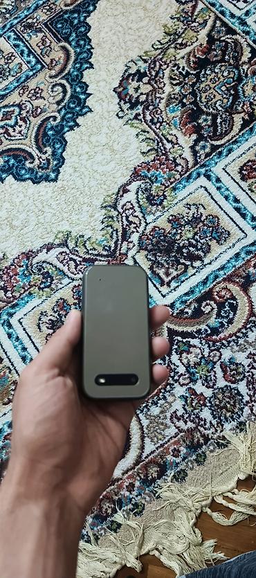 philips xenium x501: HMD qapaqlı mobil telefon Xüsusiyyətlər: - Qapaqlı (flip) dizayn — 2