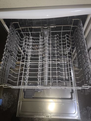 Qabyuyan maşınlar: Qabyuyan maşın Arcelik, Tam qabaritli (60 sm.), Quraşdırılan — 3