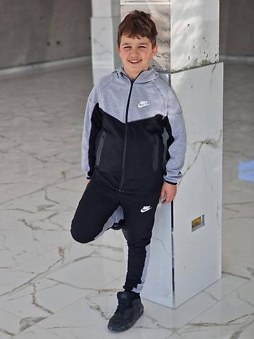 Komplet trenerke: Dečiji model trenerke 14 3300 din — 1