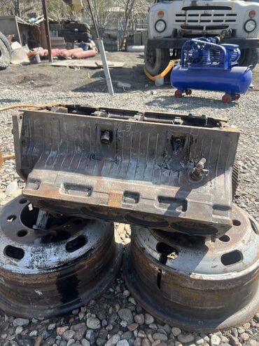 ЗИЛ: ЗИЛ : | 2024 г — 3