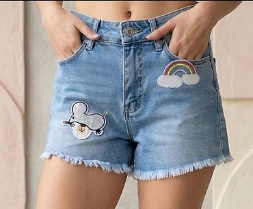 Ženske teksas šorts pantalone sa vezom i resama - Materijal: klasični na lalafo.rs Ženske teksas šorts pantalone sa vezom i resama - Materijal: klasični