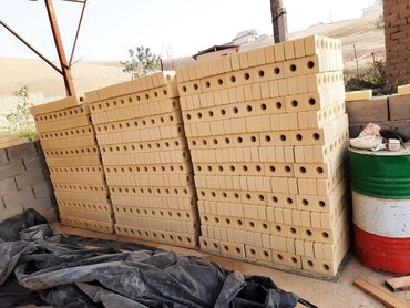 Производство кирпичей: Лего кирпич чыгарган станок сатылат.Комплексте станок — 6