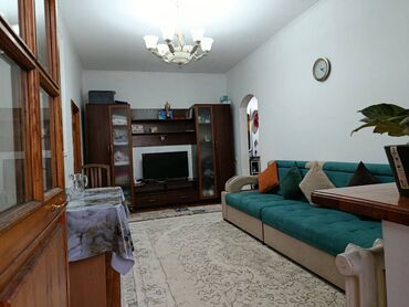 квартира с подселением для семейных: 3 бөлмө, 50 кв. м, Жеке план, 4 кабат, Косметикалык ремонт