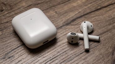 наушники apple airpods 2 оригинал: Apple, Б/у, Беспроводные (Bluetooth)