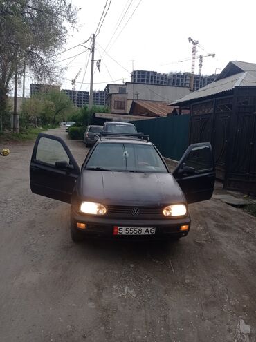 задняя полка на гольф 3: Volkswagen Golf: 1993 г., 1.5 л, Механика, Бензин, Седан