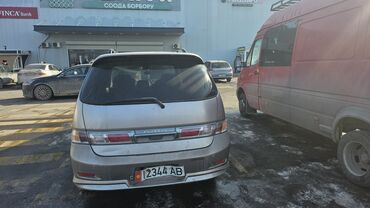 Toyota: Toyota Gaia: 2002 г., 2 л, Автомат, Бензин, Минивэн