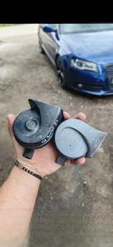 pezo 1: AUDI Q3 DELOVI SIRENA | Audi a1  a3 a4 a5 a6 a7 q3 a5 a7 DELOVI — 1