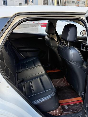 BYD: BYD E2: 2020 г., Электромобиль, Хэтчбэк — 3