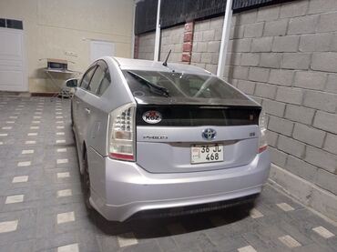 машины 2010 года и выше: Toyota Prius: 2011 г., 1.8 л, Автомат, Гибрид, Хэтчбэк