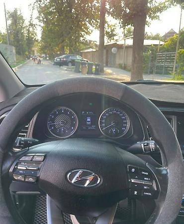 лабовой матиз: Hyundai Avante: 2019 г., 1.6 л, Автомат, Бензин, Седан — 9