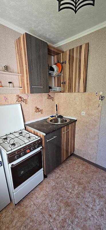 Продажа квартир: 1 комната, 32 м², 7 мкр 104 серия, 4 этаж — 9