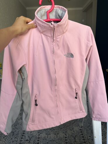 Верхняя одежда: Продаю курточку xs-s на подростка очень теплая, оригинал!!!