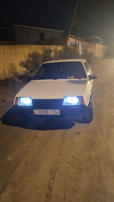 mercedes dört göz: VAZ (LADA) : |