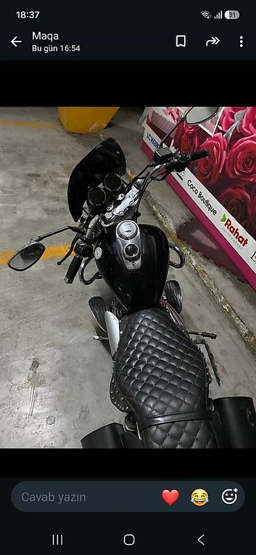 Транспорт: Motosiklet – kruizer tipli, qara rəng. Xüsusiyyətlər və təchizat: - — 3