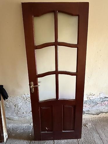 Qapılar və aksessuarlar: Mətbəx/otaq üçün taxta qapı - Material: ağac karkas, tünd qəhvəyi — 1