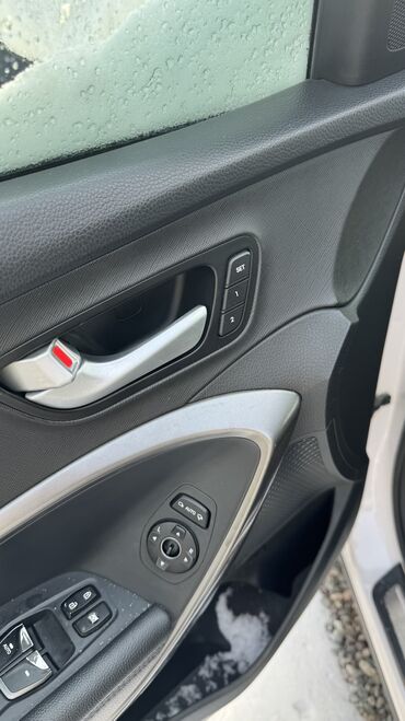 Hyundai: Hyundai Santa Fe: 2016 г., 2 л, Дизель — 4