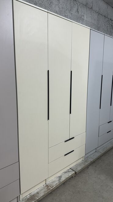 Шкафы для одежды: Шкаф для одежды, Новый, Прямой, ЛДСП — 18