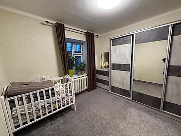 Продажа коттеджей и домов: Продаю дом 📍в р-не Тоголока Молдо/Щербакова Характеристики: • — 4