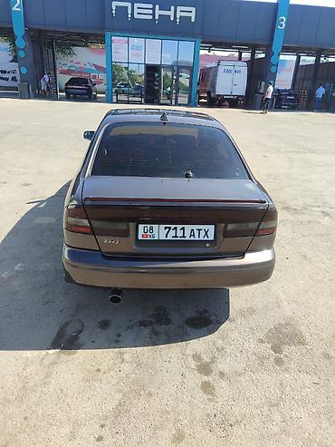 Subaru: Subaru Legacy: 2000 г., Седан — 6