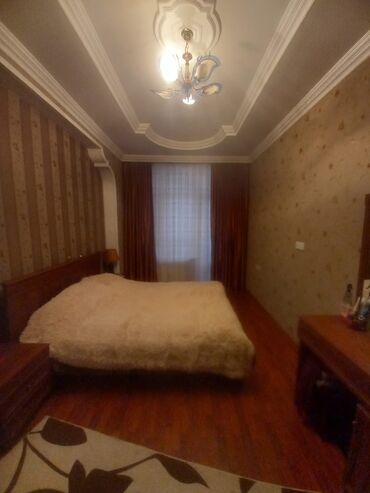 agdasda satilan evler 2024: 3 комнаты, Новостройка, 81 м²