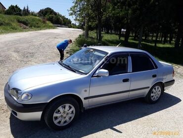 Toyota: Toyota Corolla: 1.4 l. | 2000 έ. Λιμουζίνα — 2