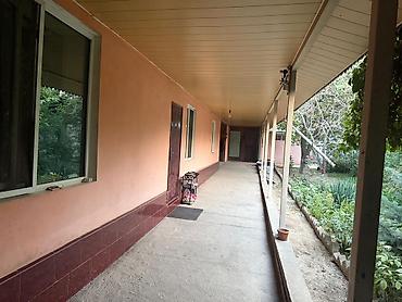 Продажа коттеджей и домов: Фуркаттан 3 комната времянкасы менен 6 сотых жер уй сатылат гараж — 9