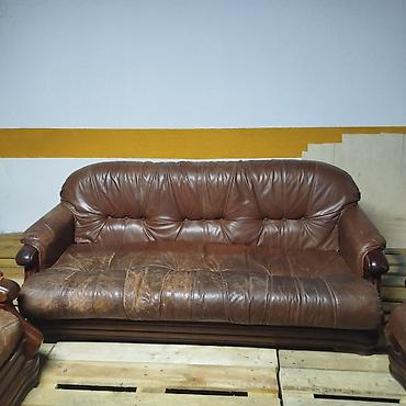 Divan və kreslo dəstləri: Klassik üslubda dəri mebel dəsti - Tərkib: 3 yerlik divan + 2 ədəd — 2