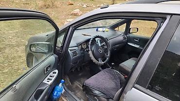 транс: Mazda PREMACY: 2005 г., 2 л, Механика, Дизель, Минивэн — 4