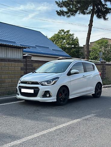 Chevrolet: Chevrolet Spark: 2017 г., 1 л, Вариатор, Бензин, Хэтчбэк — 3