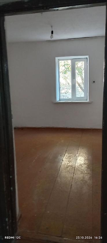royal estate: 3 комнаты, 48 м², 45 соток, Кант, Собственник — 2