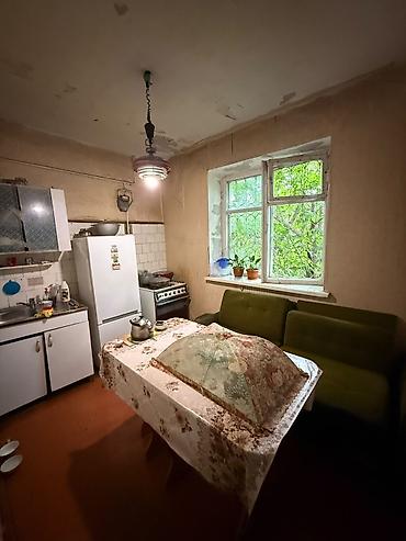 элитный дом: 2 комнаты, 54 м², Индивидуалка, 1 этаж, Требуется ремонт — 2