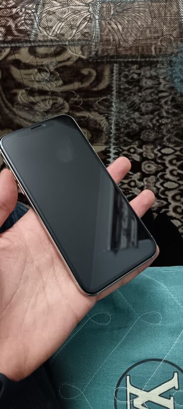 Apple iPhone: IPhone X, 64 GB, Ağ