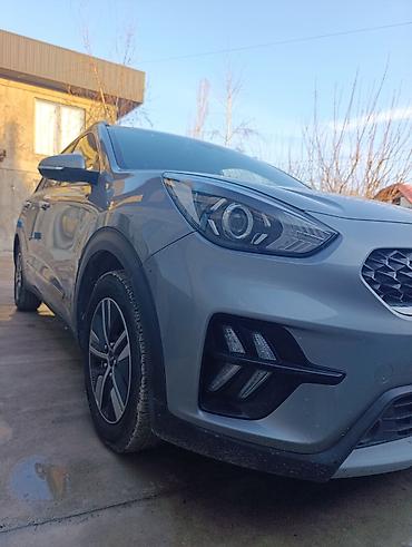 Kia: Kia Niro: 2021 г., 1.6 л, Вариатор, Гибрид — 2