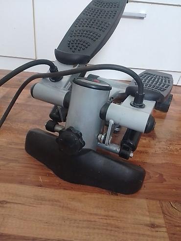 Ostale sprave za vežbanje: Steper je potpuno ispravan osim displeja za merenje minuta koji nerad! — 13