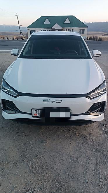 byd 2024: BYD E2: 2025 г., Электромобиль — 1