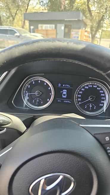 хендлер: Hyundai Sonata: 2019 г., 2 л, Автомат, Бензин, Седан — 9