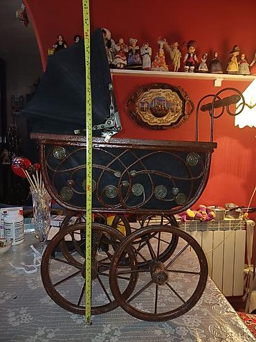 Antik üslubda dekorativ uşaq arabası - Material: taxta karkas, metal