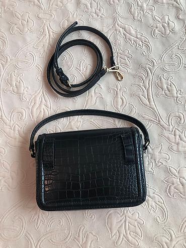 Çantalar: ZARA çanta. 1 defe istifade olunub .10/10 veziyyetinde . 25 AZN — 4