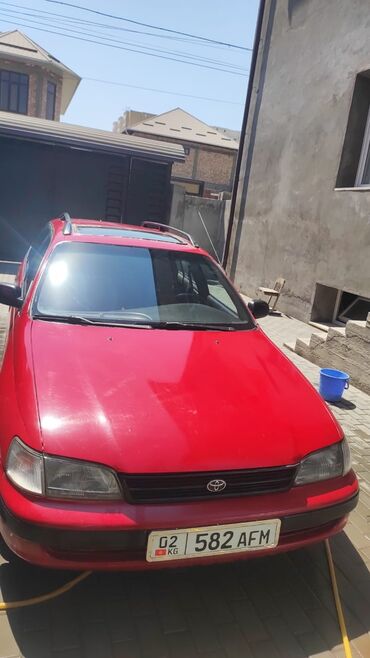 мерс c class: Toyota Carina: 1994 г., 1.6 л, Механика, Бензин, Универсал